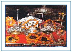 Vaishno Devi,Mata Vaishno Devi,Vaishno Devi Pilgrimage Tour,Vaishno Devi Temple Tour